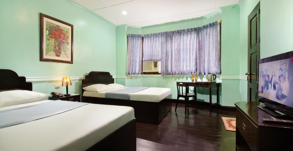 เวสต์ แกรนด์ สวีท Hotel Bohol ห้อง รูปภาพ