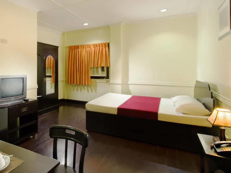 เวสต์ แกรนด์ สวีท Hotel Bohol ภายนอก รูปภาพ
